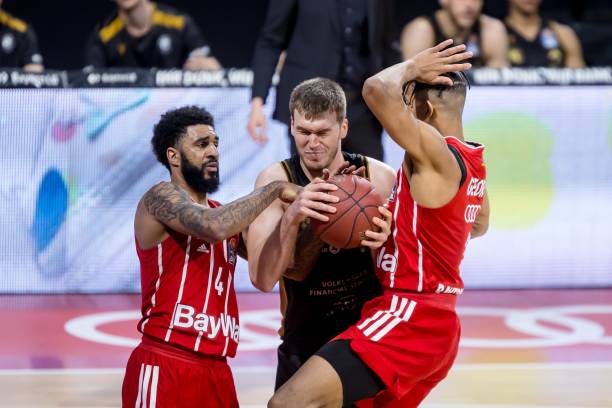 分卫身份被 分卫身份被