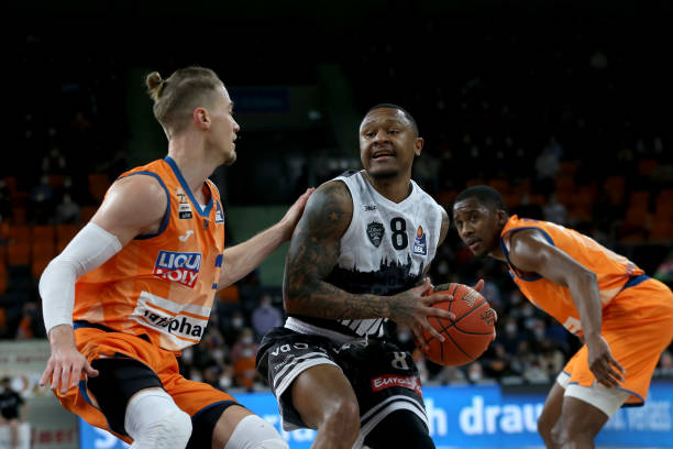 阵容位置竞 阵容位置竞