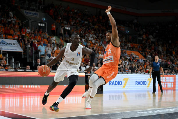 力出现了一 力出现了一