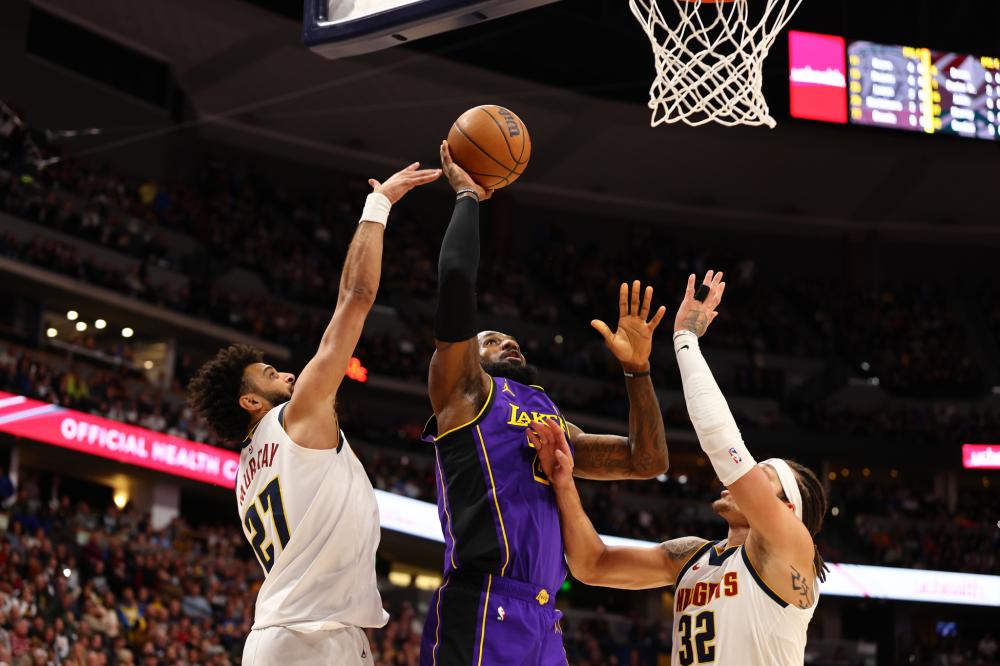 更是对主教 更是对主教