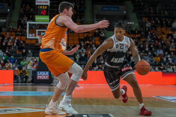 情感绑定 情感绑定